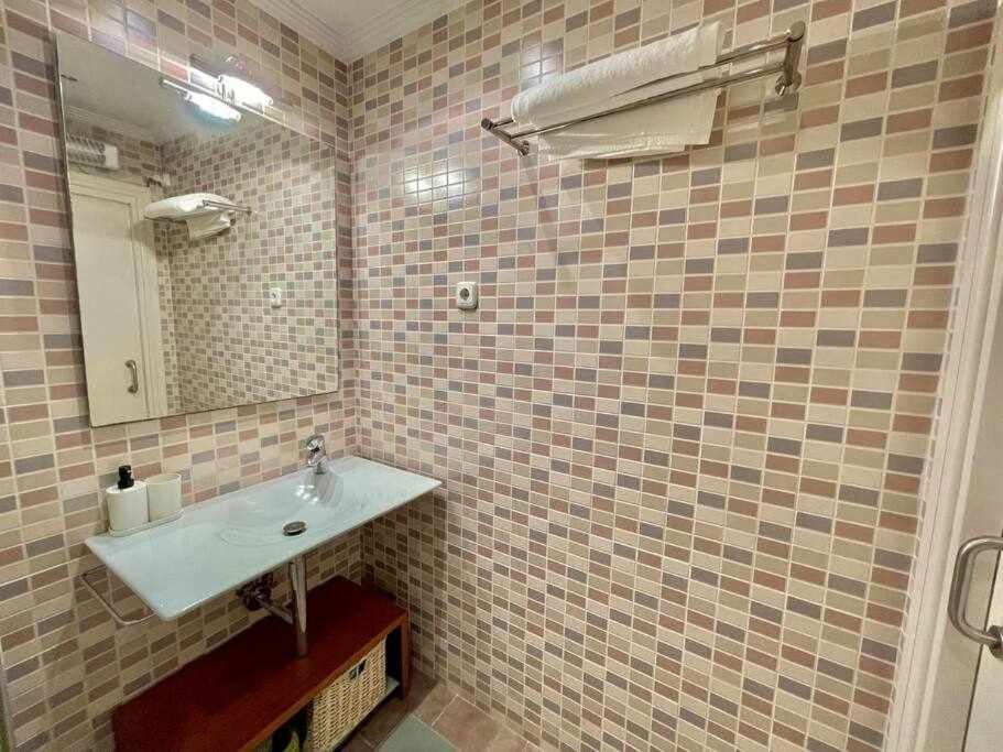 Andra Mari Etxea Apartamento En Parte Antigua Bermeo Exteriör bild