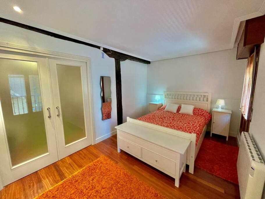Andra Mari Etxea Apartamento En Parte Antigua Bermeo Exteriör bild